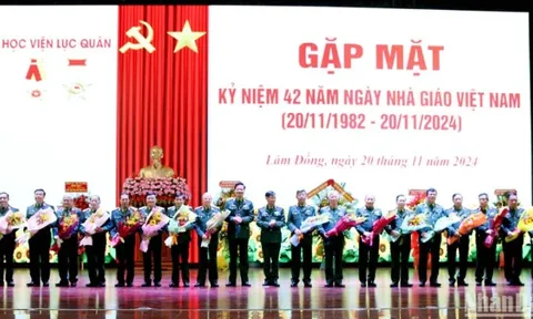 Học viện Lục quân tri ân các thế hệ nhà giáo nhân kỷ niệm Ngày Nhà giáo Việt Nam