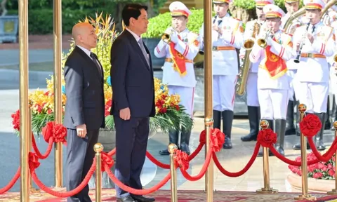 Chủ tịch nước Lương Cường chủ trì lễ đón cấp Nhà nước Quốc vương Campuchia Norodom Sihamoni