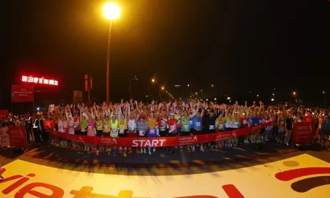 Nguyễn Thị Oanh phá sâu kỷ lục quốc gia tại Viettel Marathon Hà Nội