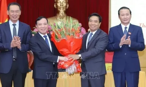 Đồng chí Lại Thế Nguyên được bầu giữ chức Chủ tịch HĐND tỉnh Thanh Hóa