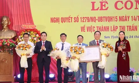Quảng Ngãi công bố Nghị quyết của Ủy ban Thường vụ Quốc hội về việc thành lập thị trấn Tịnh Hà