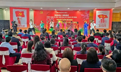 Triển lãm tư liệu, hình ảnh và tranh cổ động - 95 năm truyền thống vẻ vang của Đảng Cộng sản Việt Nam