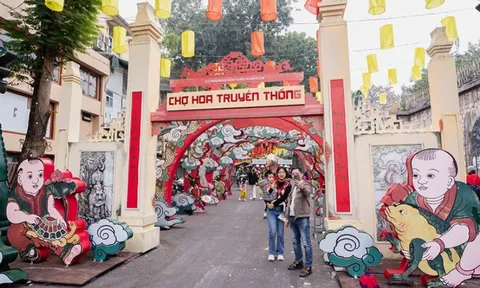 Không gian trải nghiệm Tết truyền thống tại phố Phùng Hưng