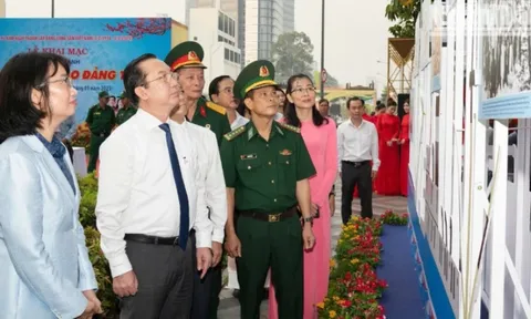 Khai mạc triển lãm ảnh 95 năm tự hào Đảng ta