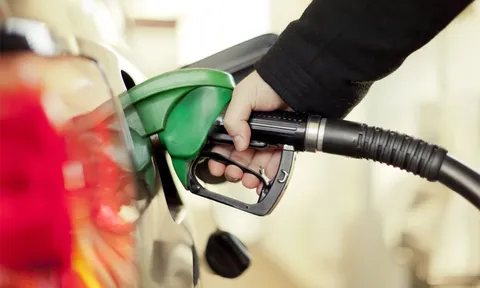 Giá xăng dầu hôm nay (20-2): Xăng dầu trong nước tiếp tục tăng?