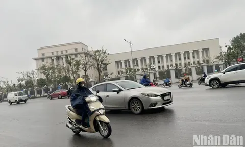 Ngày 25/2, Bắc Bộ trời rét đậm, có mưa rào