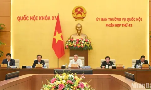 Khai mạc Phiên họp thứ 43 của Ủy ban Thường vụ Quốc hội
