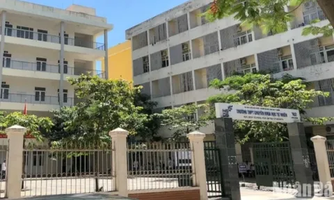 Cạnh tranh cao thi lớp 10 Trường chuyên Khoa học Tự nhiên