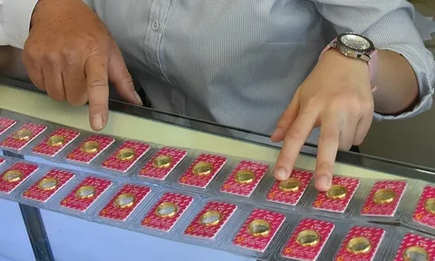 Giá vàng chiều nay (4-6): Vàng PNJ quay đầu giảm