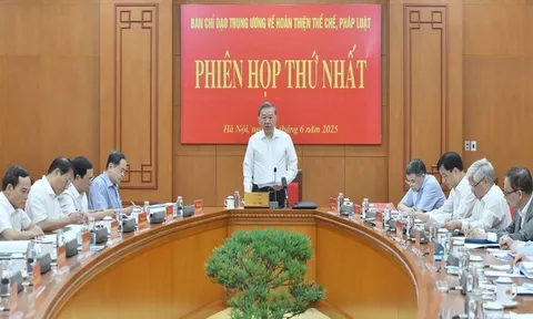 Phiên họp thứ nhất của Ban Chỉ đạo Trung ương về hoàn thiện thể chế, pháp luật