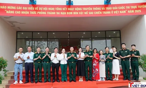 Nâng cao nhận thức phòng tránh tai nạn bom mìn, vật nổ sau chiến tranh