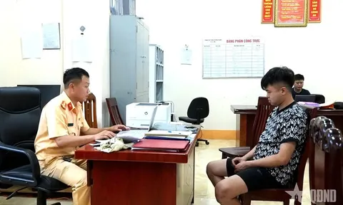 CSGT Công an tỉnh Hà Giang: Phát hiện lái xe taxi dương tính với chất ma túy, nghi tàng trữ cần sa