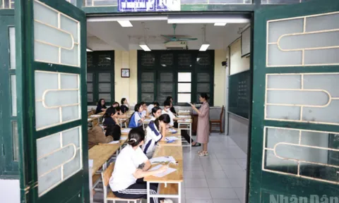 Công bố điểm chuẩn thi vào lớp 10 Trung học phổ thông chuyên Đại học Sư phạm
