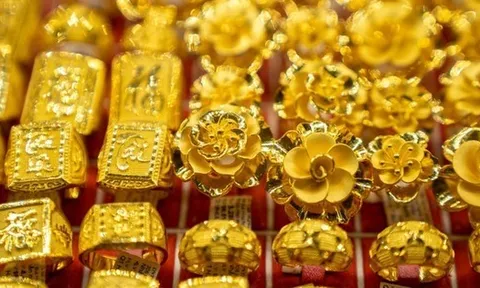 Giá vàng hôm nay (8-7): Vàng thế giới tăng nhẹ trước thời hạn áp thuế của Mỹ