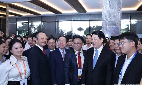 Chủ tịch nước Lương Cường dự và phát biểu tại Kỳ họp Hội đồng Tư vấn Kinh doanh APEC 2025