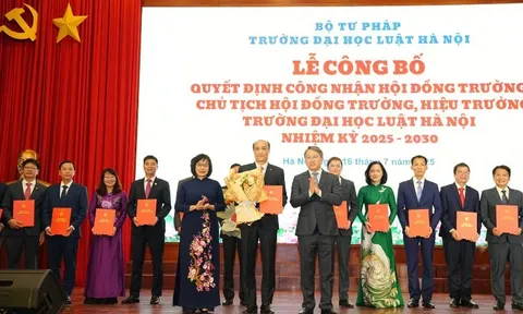 Phó Giáo sư, Tiến sĩ Tô Văn Hòa làm Hiệu trưởng Trường đại học Luật Hà Nội