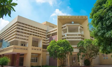 Điểm sàn năm 2025 khối Y, Dược từ 17 đến 20,5 điểm, giảm 2 điểm so với năm trước