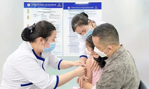 Hà Nội: Số ca mắc sốt xuất huyết tăng mạnh
