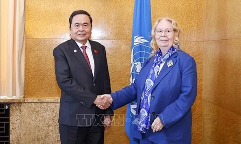 Chủ tịch Quốc hội Trần Thanh Mẫn gặp Tổng giám đốc Văn phòng LHQ tại Geneva và Chủ tịch Hạ viện Cộng hòa Ireland