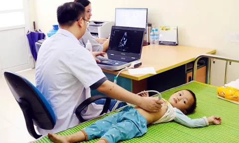 Tuyên Quang: Gần 800 trẻ được khám sàng lọc bệnh tim miễn phí