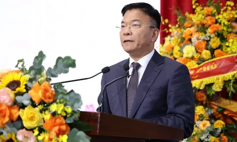 Phó Thủ tướng Lê Thành Long nhấn mạnh 6 nhóm nhiệm vụ với Đảng bộ Bộ Tư pháp