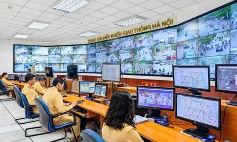 Cảnh sát giao thông Hà Nội công khai số điện thoại của đội trưởng các đơn vị để tiếp nhận phản ánh
