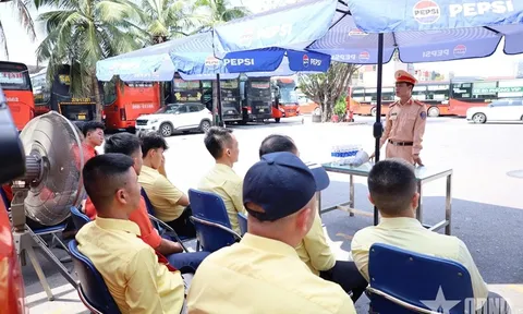 Hà Nội: Tăng cường phổ biến pháp luật đối với đội ngũ lái xe vận tải hành khách