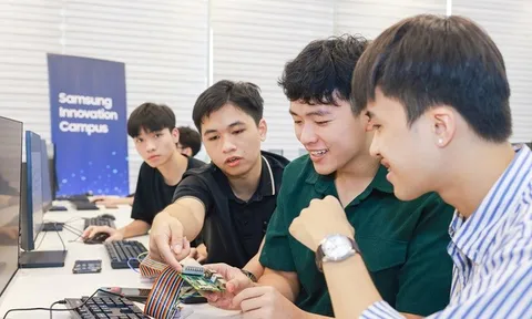 Phát triển năng lực công nghệ cao cho thế hệ trẻ Việt Nam