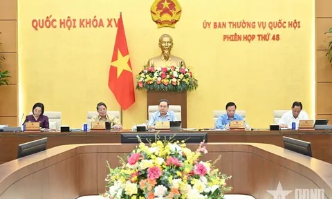 Nghiên cứu từng bước miễn phí sách giáo khoa cho học sinh