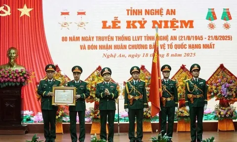 Nghệ An trọng thể Lễ kỷ niệm 80 năm Ngày truyền thống lực lượng vũ trang