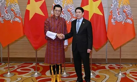 Chủ tịch nước Lương Cường chủ trì chiêu đãi cấp nhà nước Quốc vương Bhutan