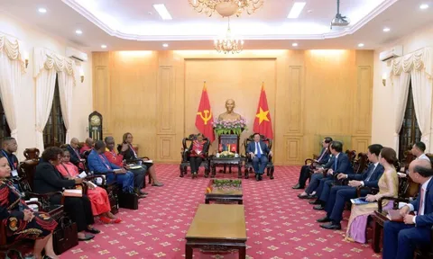 Khai giảng Chương trình nghiên cứu, trao đổi chuyên đề dành cho cán bộ Đảng MPLA và Đảng FRELIMO