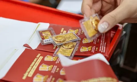 Giá vàng hôm nay (13-9): Tiếp tục rơi tự do