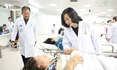 Bộ Y tế đang khẩn trương xây dựng Đề án triển khai chính sách miễn viện phí toàn dân