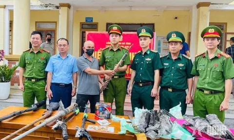 Hà Tĩnh: Vận động giao nộp vũ khí, vật liệu nổ