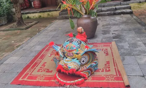“Trăng Ta”: Tái hiện đầu sư tử truyền thống Bắc Bộ và ứng dụng di sản trong đời sống đương đại