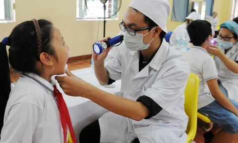 Chính sách đặc thù tạo đột phá để bảo vệ, chăm sóc và nâng cao sức khỏe nhân dân