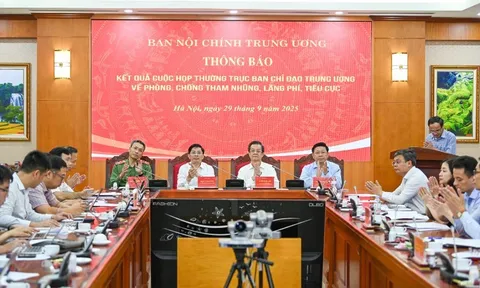 Tiếp tục quyết liệt chống tham nhũng, lãng phí, tiêu cực, chú trọng phòng ngừa từ sớm, từ xa