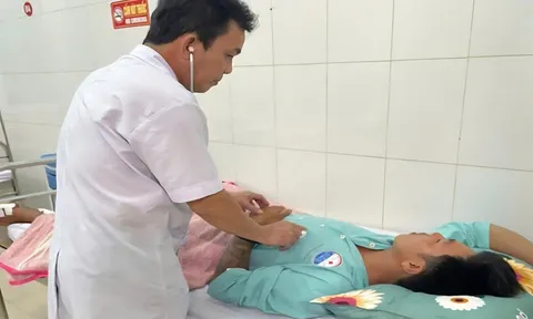 Bộ Y tế yêu cầu bảo đảm công tác khám, chữa bệnh không bị gián đoạn trong và sau bão số 10