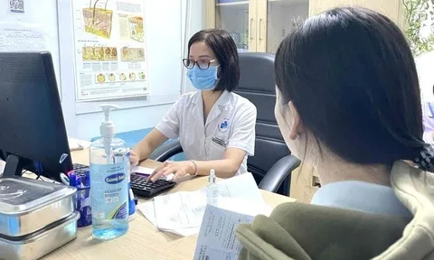 Bệnh da liễu rình rập sau mùa mưa bão