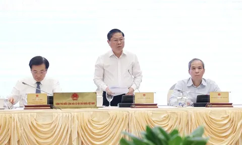 Bộ Giáo dục và Đào tạo thông tin việc chấn chỉnh lạm thu và sắp xếp lại hệ thống giáo dục