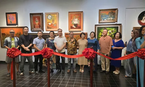 Nhóm Đam mê và triển lãm ‘Đam mê 3’ – Giữ lửa sơn mài Việt giữa nhịp sống hiện đại