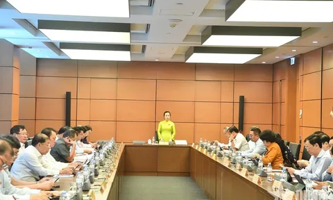 Kỳ họp thứ mười, Quốc hội khóa XV: Cần quan tâm đến thể chế tương thích với quy mô đô thị