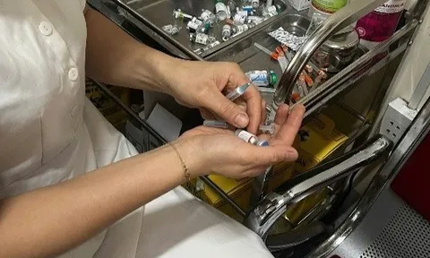 WHO hỗ trợ Việt Nam 9.000 liều vaccine phòng dại cho người
