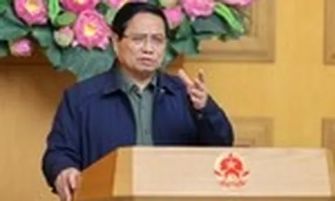 Thủ tướng chủ trì họp khẩn về ứng phó, khắc phục hậu quả mưa lũ tại miền Trung
