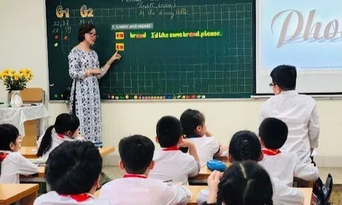 Đưa tiếng Anh thành ngôn ngữ thứ hai trong trường học ở Việt Nam