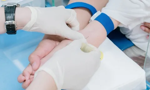 Gia tăng ca mắc cúm A, bác sĩ cảnh báo các dấu hiệu nghi ngờ bội nhiễm