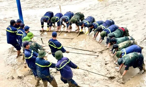 Thủ tướng Chính phủ chỉ đạo tập trung khắc phục nhanh hậu quả mưa lũ tại khu vực Trung Bộ