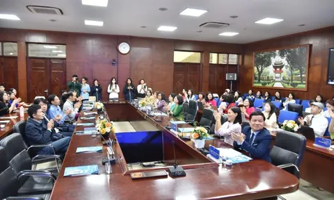 Ứng dụng AI trong dạy và học ngoại ngữ: Cần chính sách rõ ràng