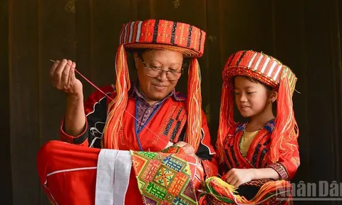 Bàn giải pháp phát triển văn hóa du lịch bền vững